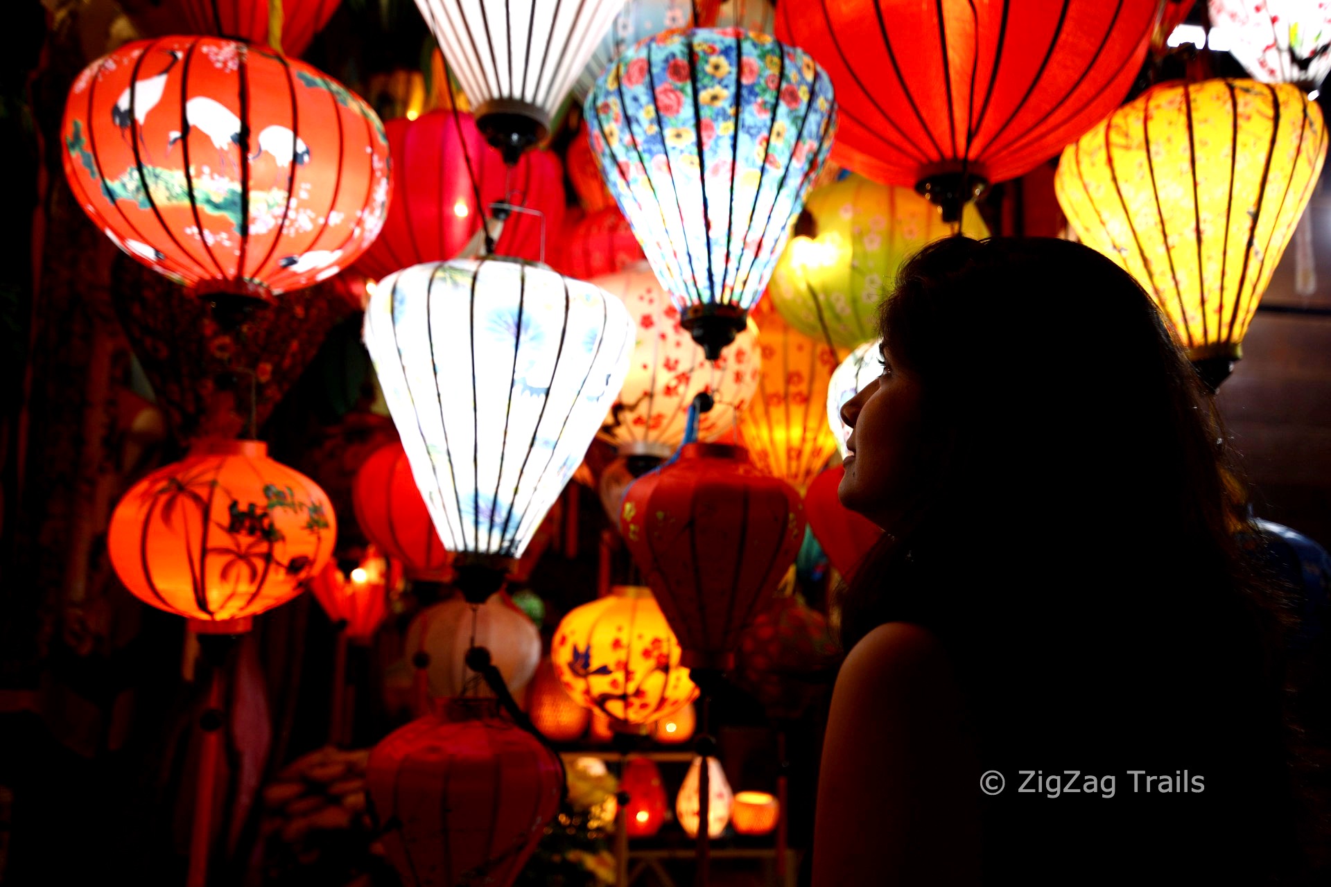 Lantern Festival of Hoi An and Dates ZigZag Trails